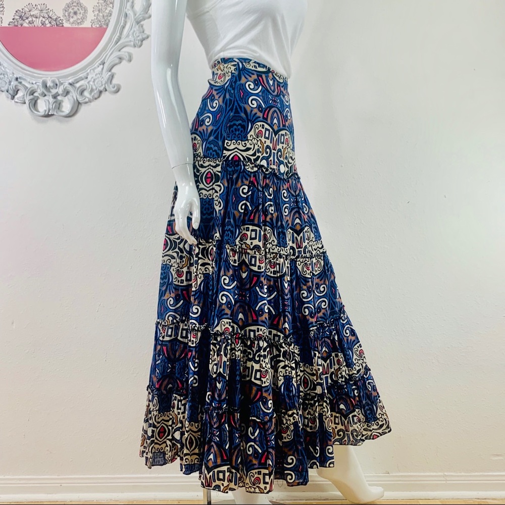 Biographie / Ruffled Blue Cream Pink  Patterned - Picture 2 of 8